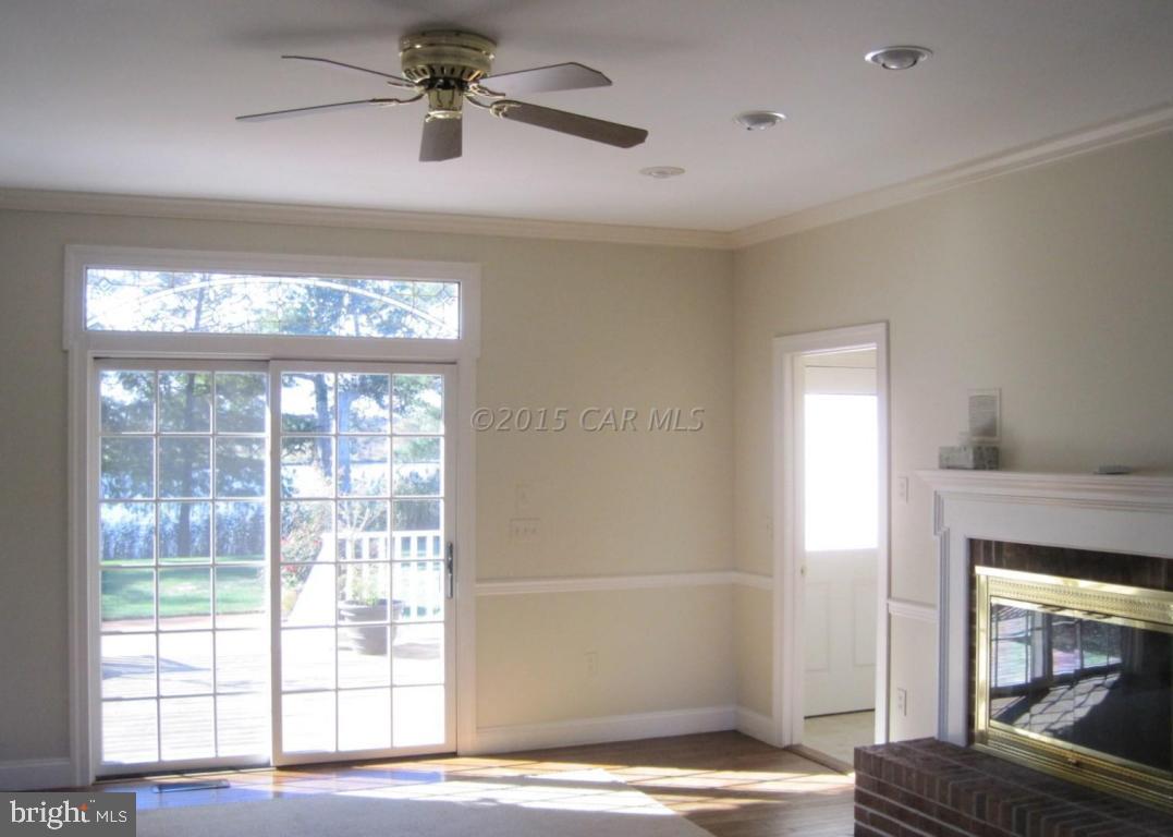 SADDLE CREEK - Residential