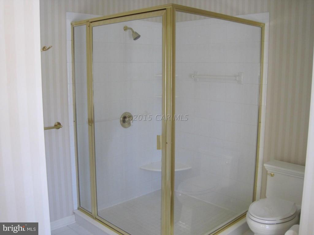 SADDLE CREEK - Residential