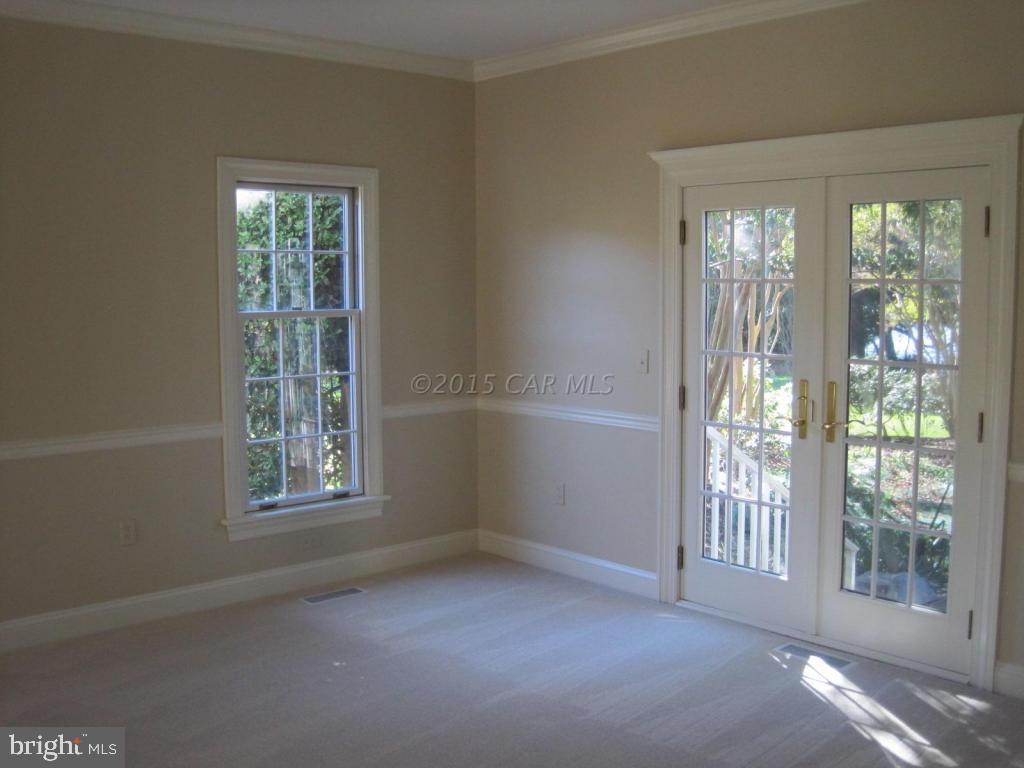 SADDLE CREEK - Residential