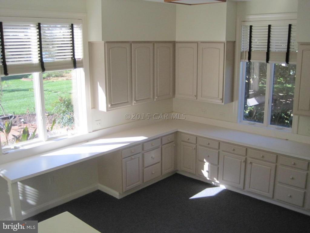 SADDLE CREEK - Residential