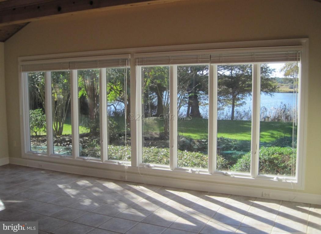 SADDLE CREEK - Residential