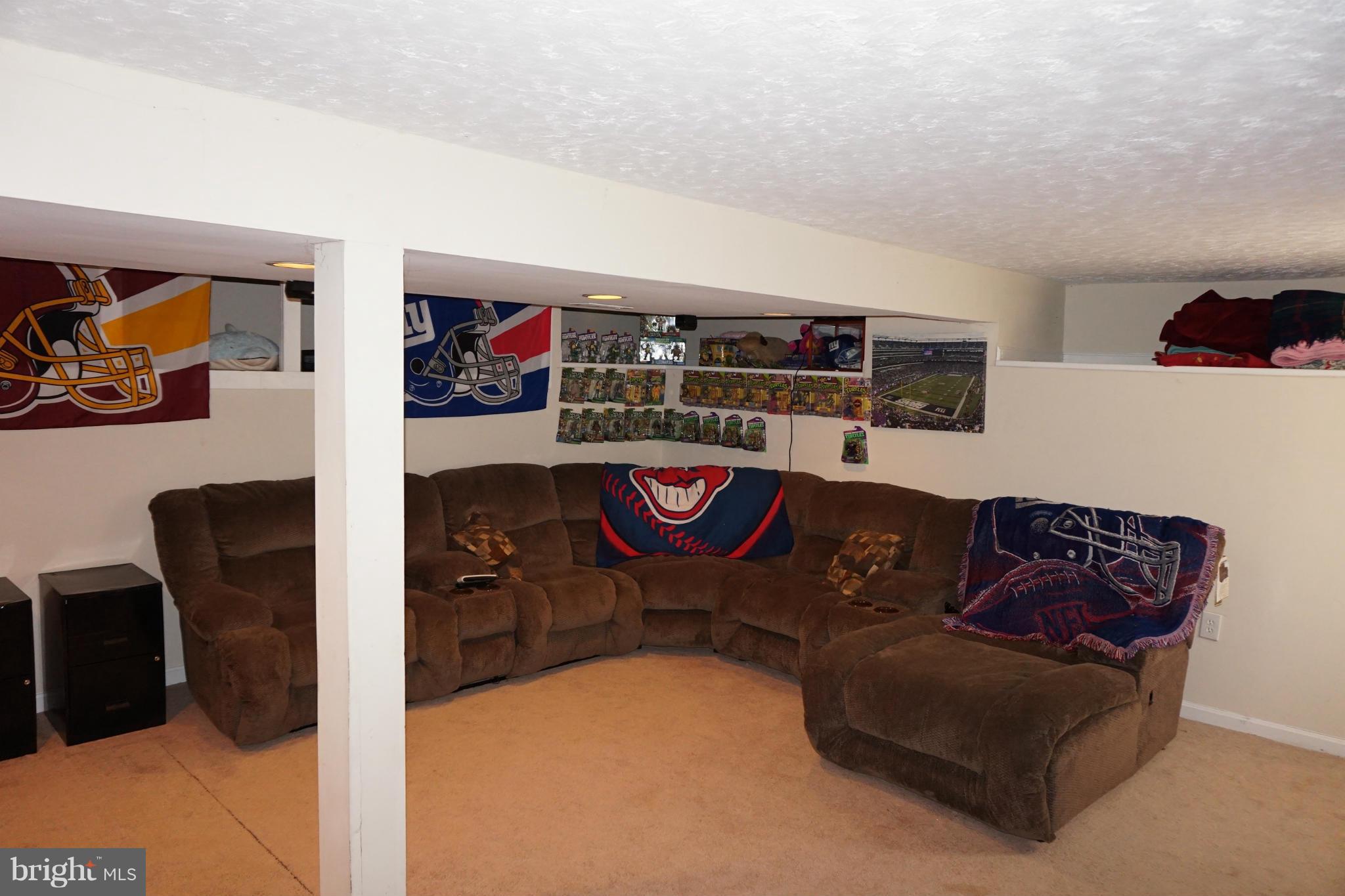 LAKE ARROWHEAD - Residential