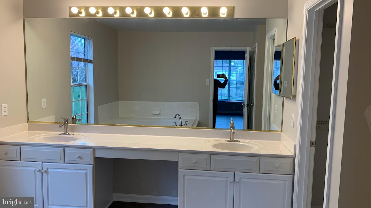 MANORS OF PAINT BRANCH - Residential Lease