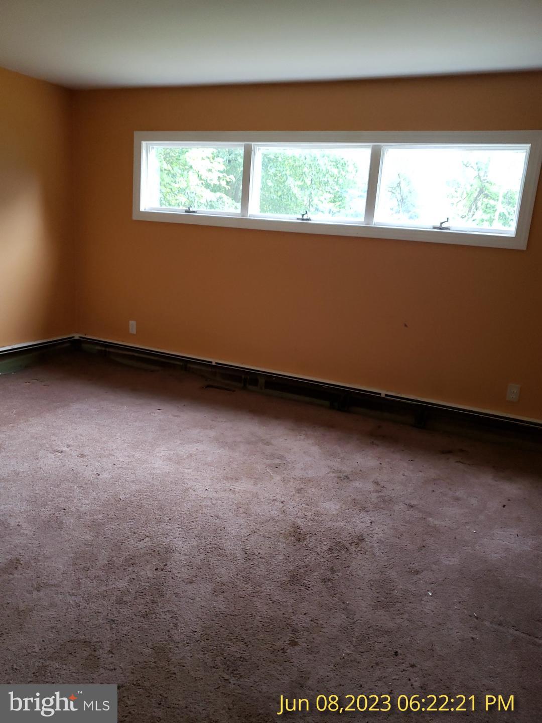 FRACKVILLE - Residential