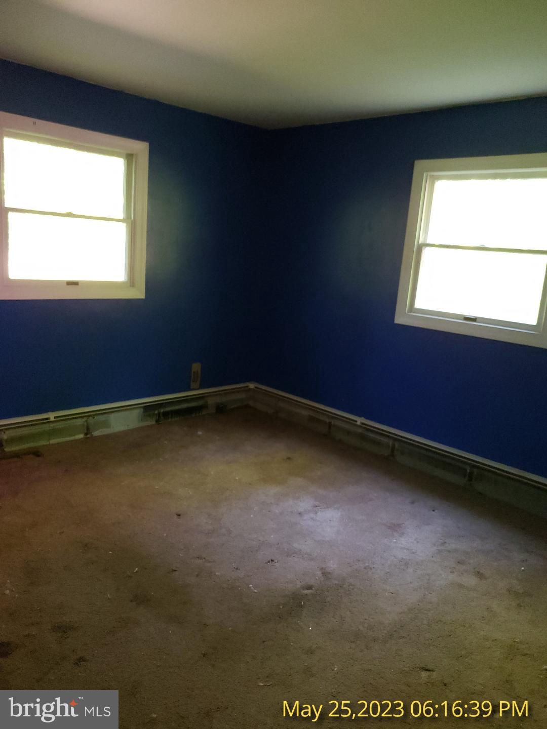 FRACKVILLE - Residential