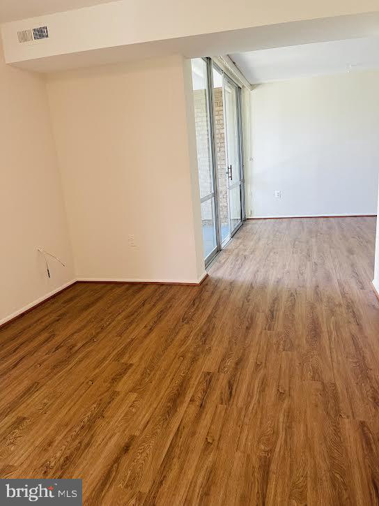 CHELSEA WOODS - Residential Lease