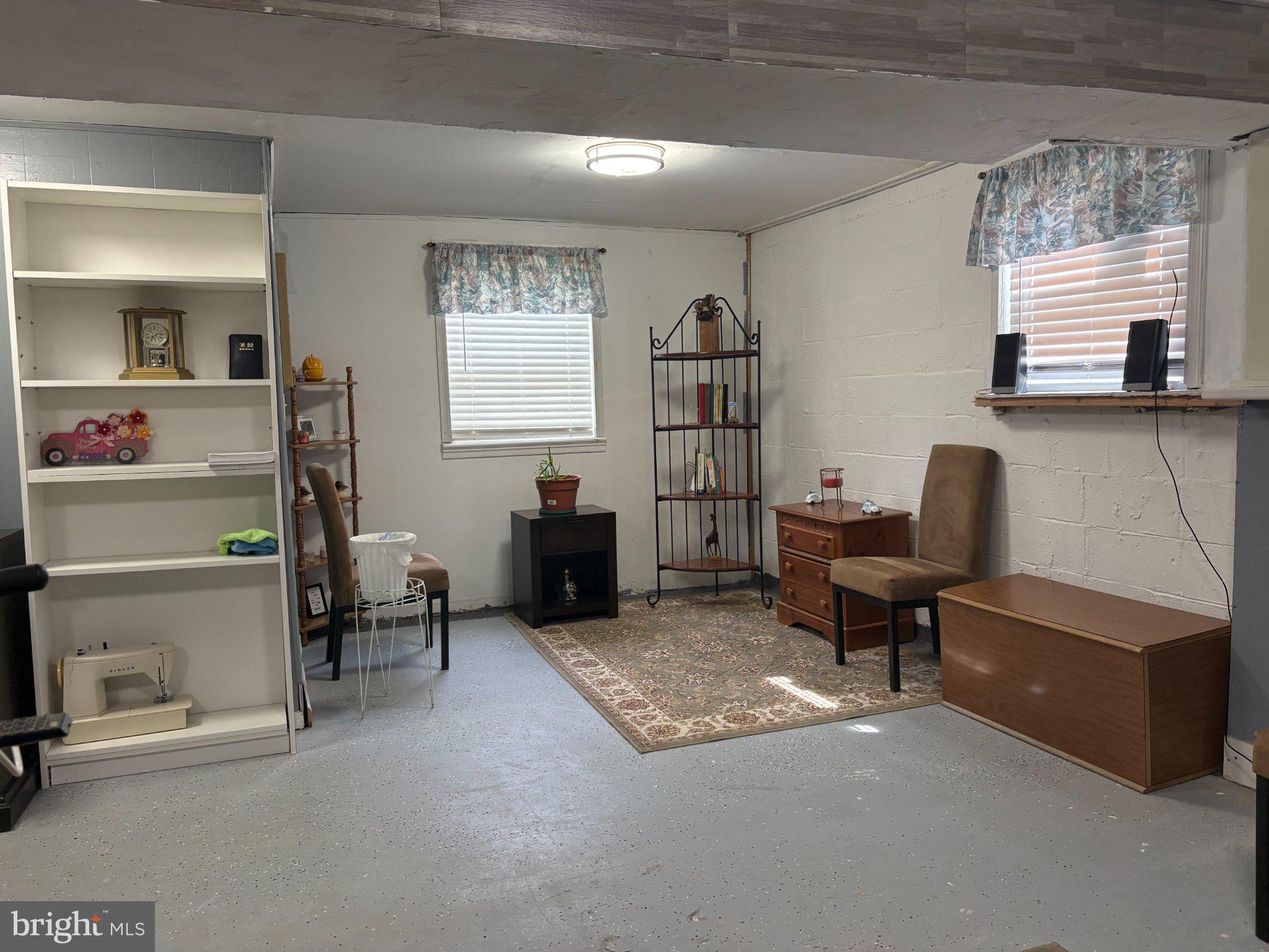 OAKLAWN MANOR - Residential