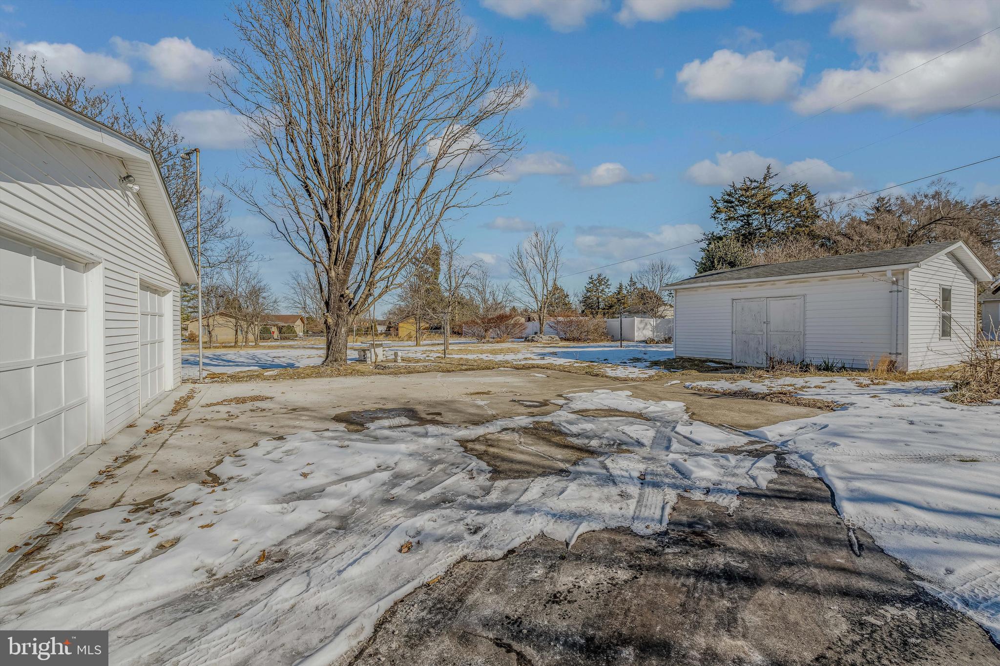 INWOOD EAST - Residential