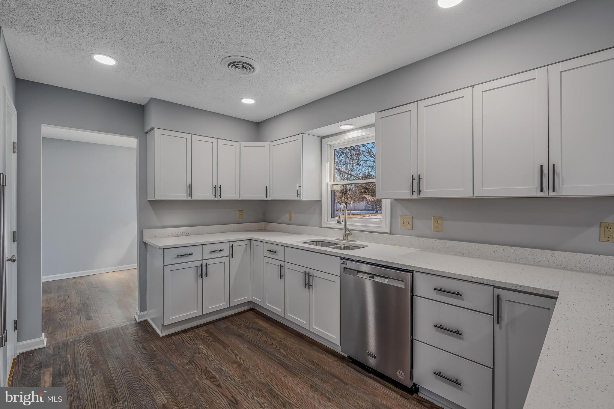 INWOOD EAST - Residential