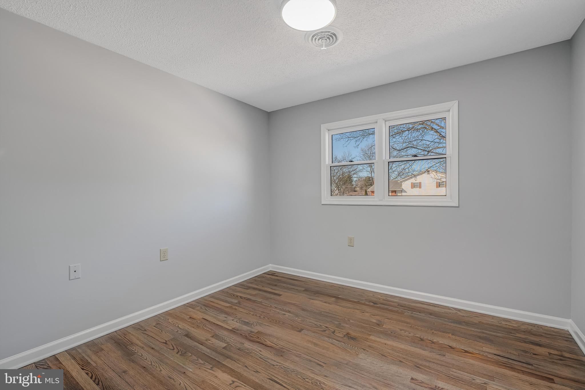 INWOOD EAST - Residential