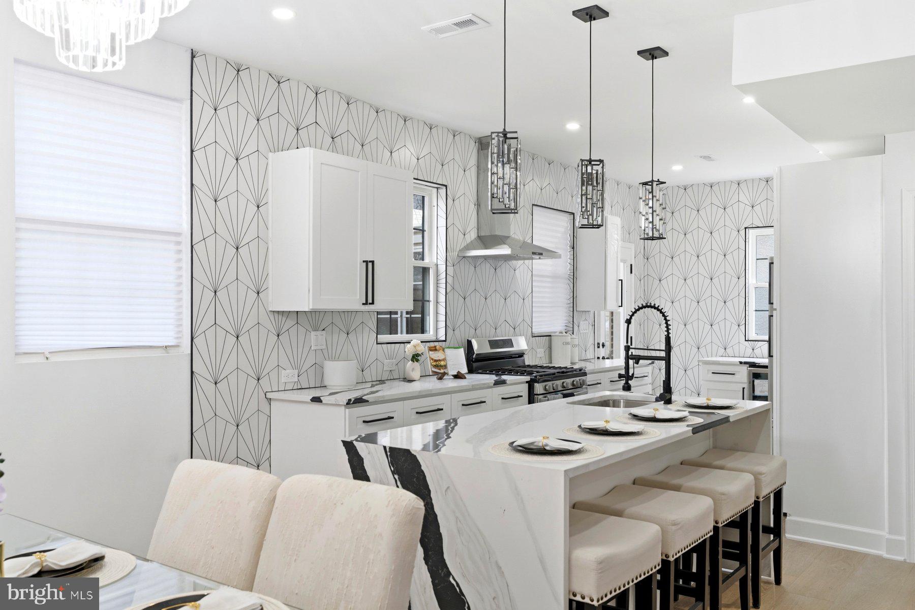 ASHBURTON HISTORIC DISTRICT - Residential