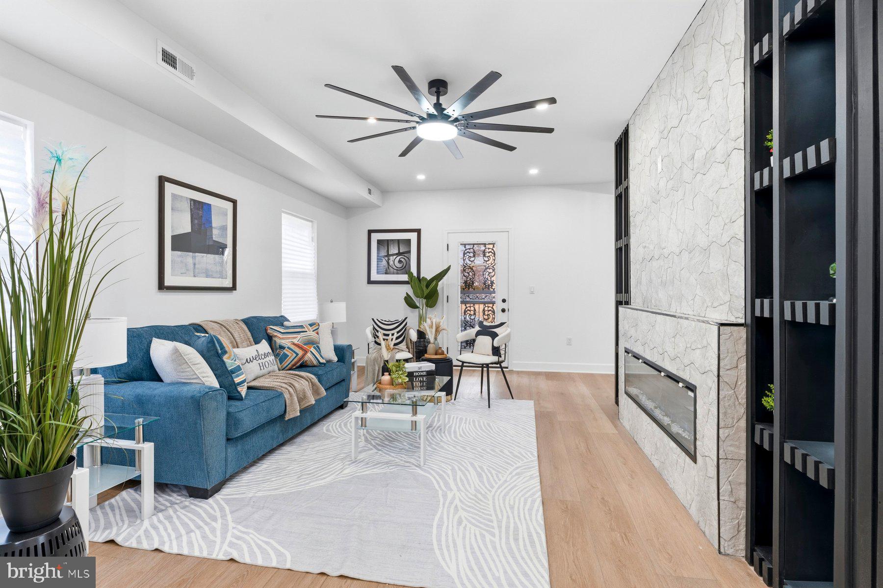 ASHBURTON HISTORIC DISTRICT - Residential