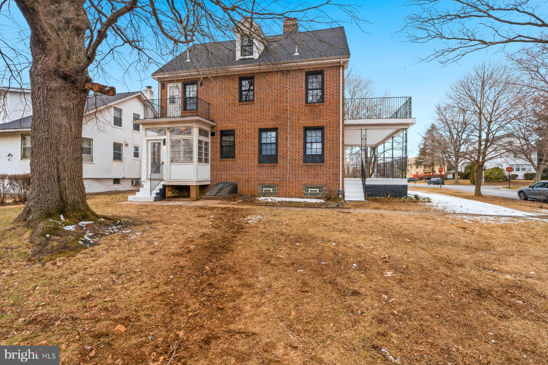 ASHBURTON HISTORIC DISTRICT - Residential