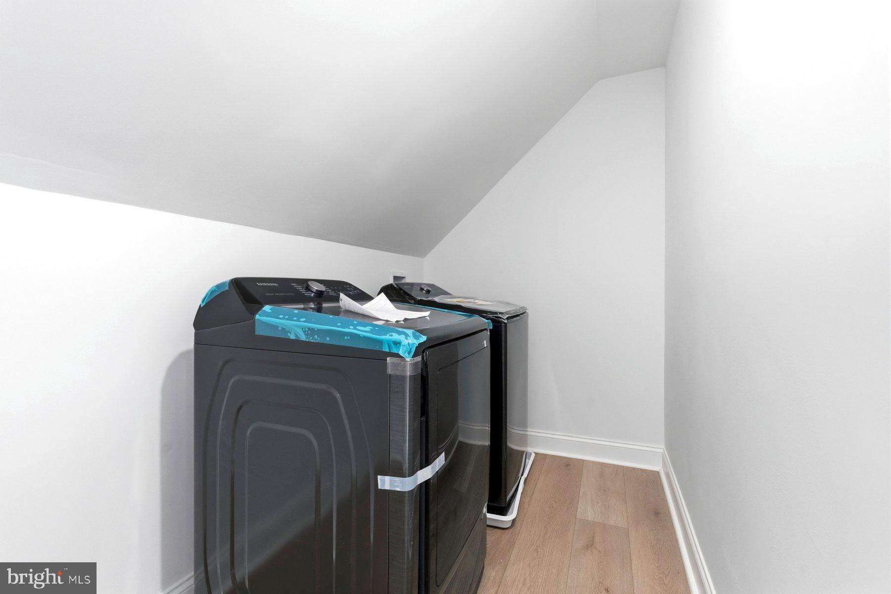 ASHBURTON HISTORIC DISTRICT - Residential