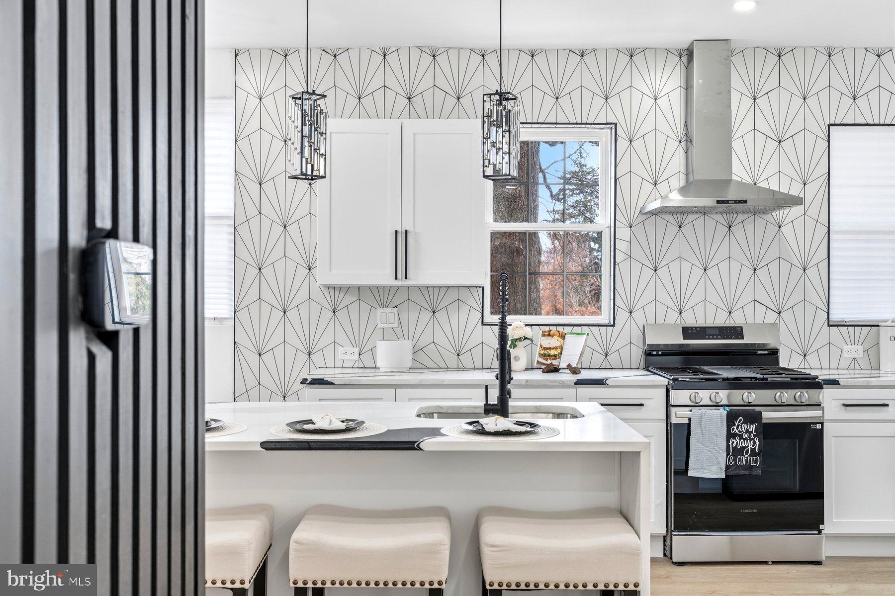 ASHBURTON HISTORIC DISTRICT - Residential