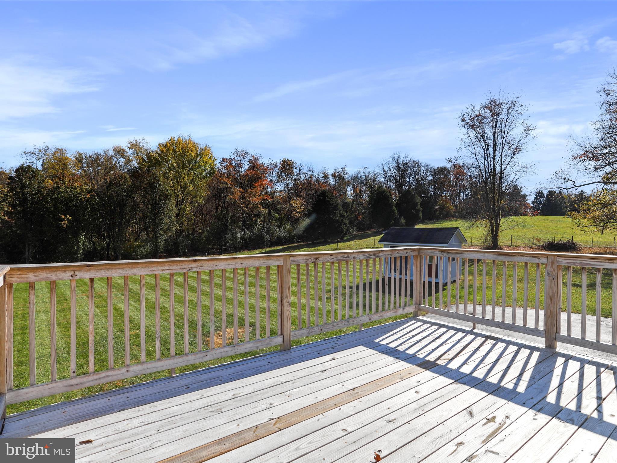 LA-VI ESTATES - Residential