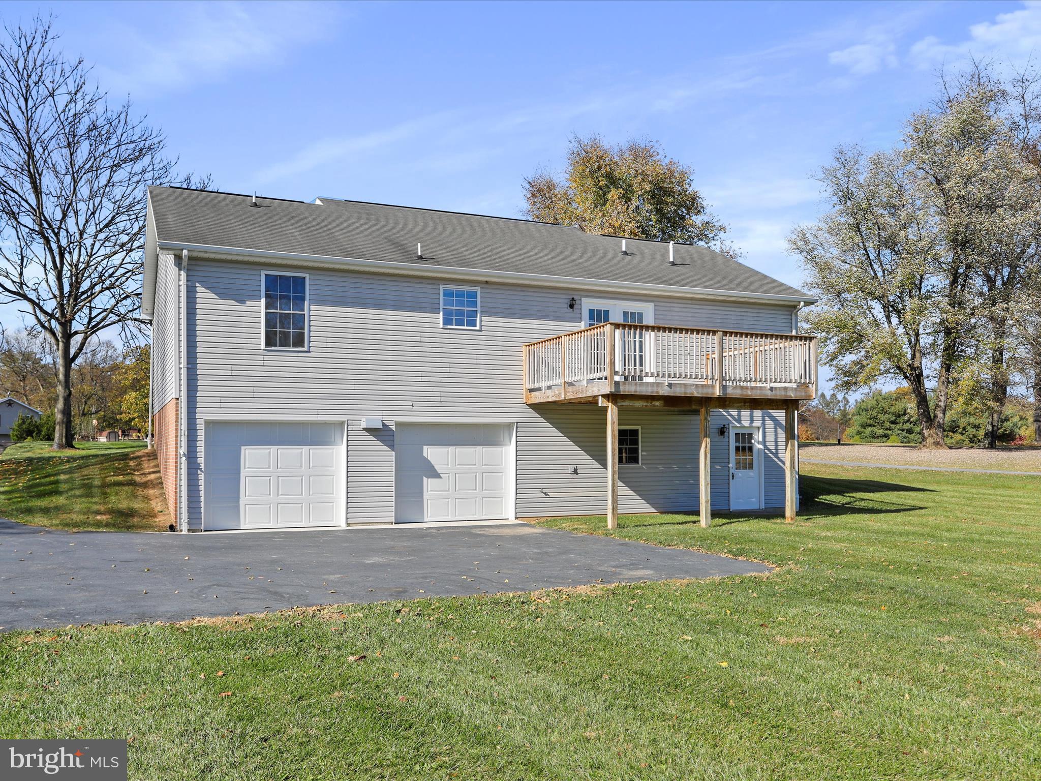 LA-VI ESTATES - Residential