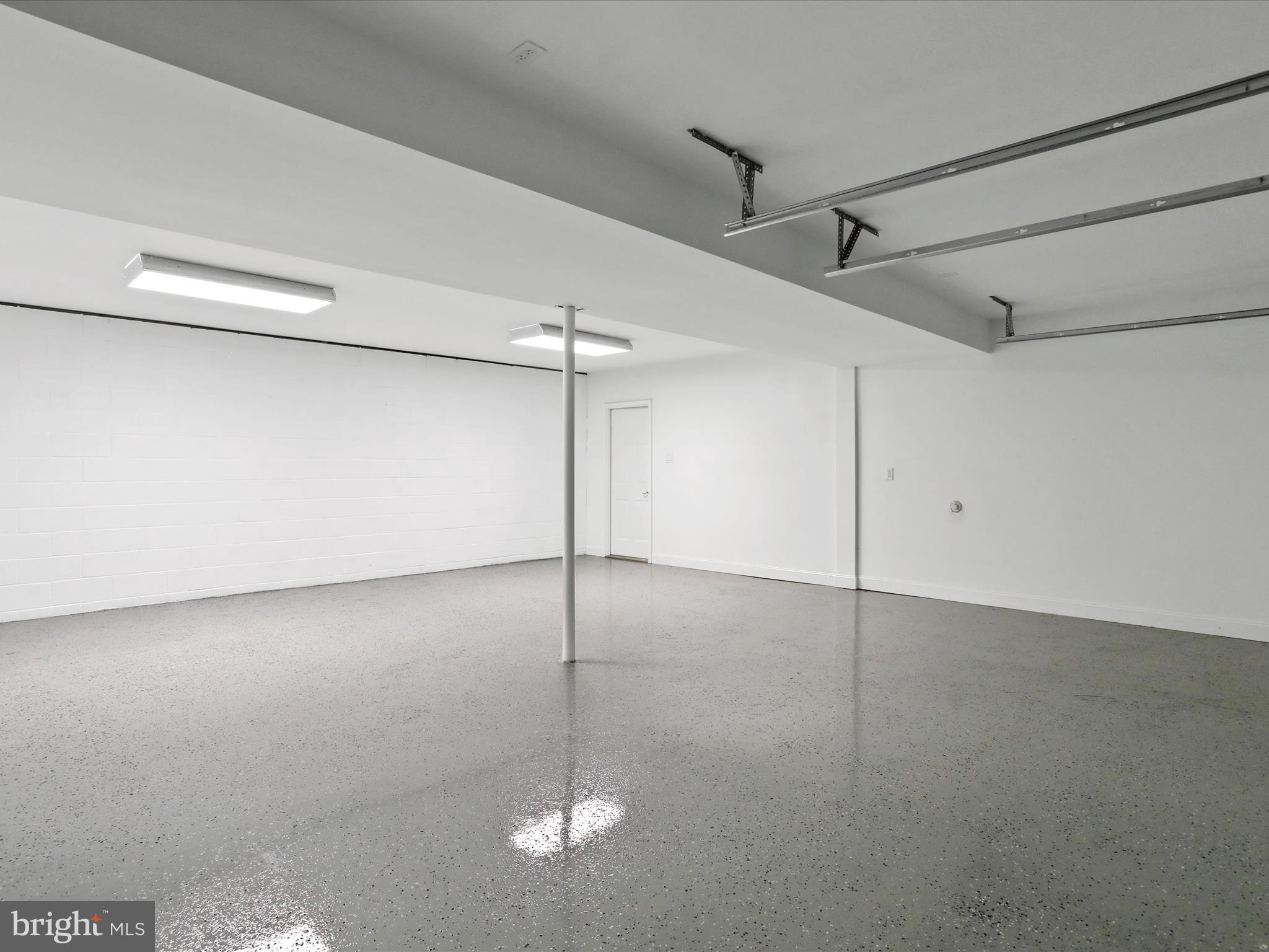 LA-VI ESTATES - Residential