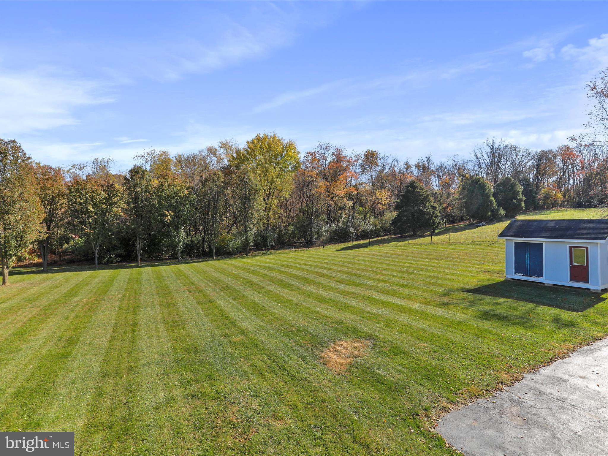 LA-VI ESTATES - Residential