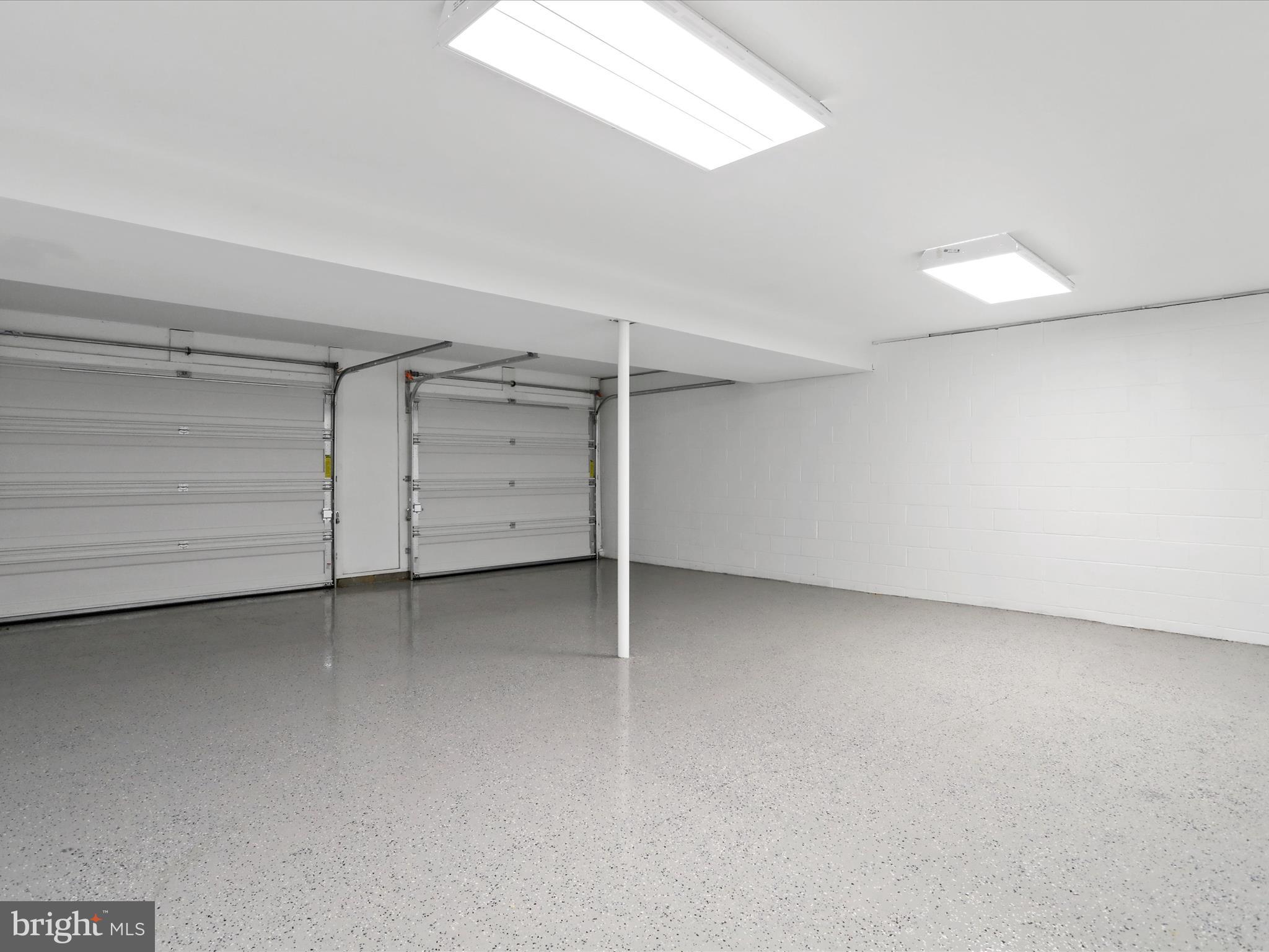 LA-VI ESTATES - Residential