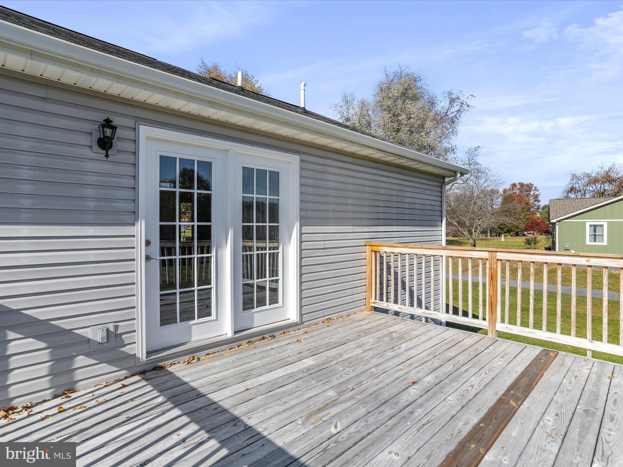 LA-VI ESTATES - Residential