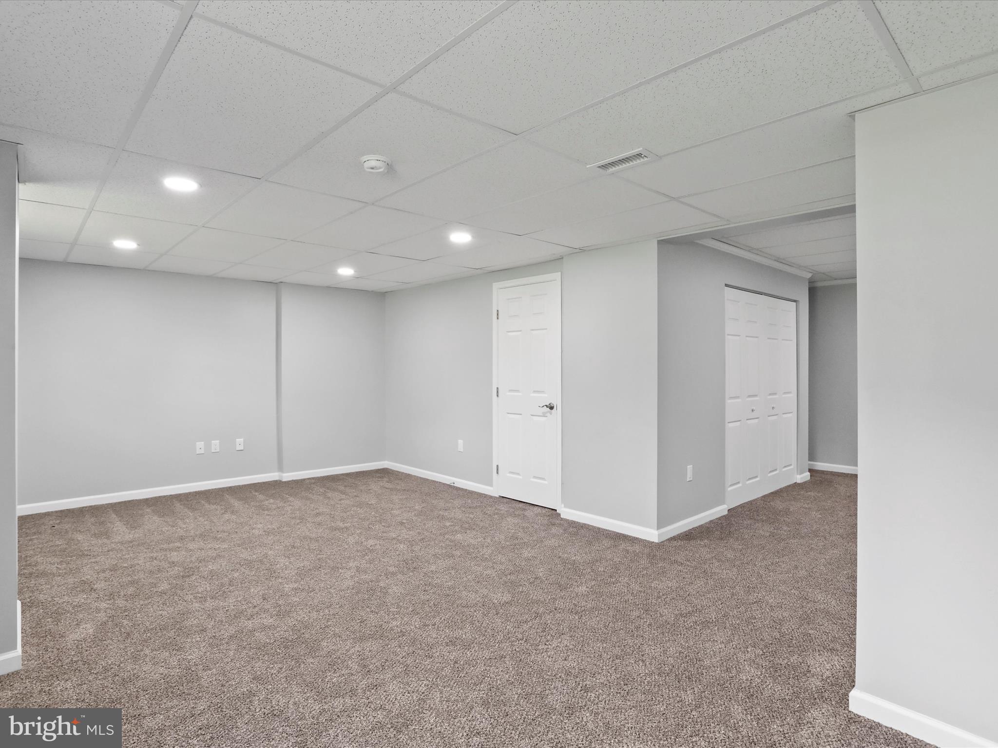 LA-VI ESTATES - Residential