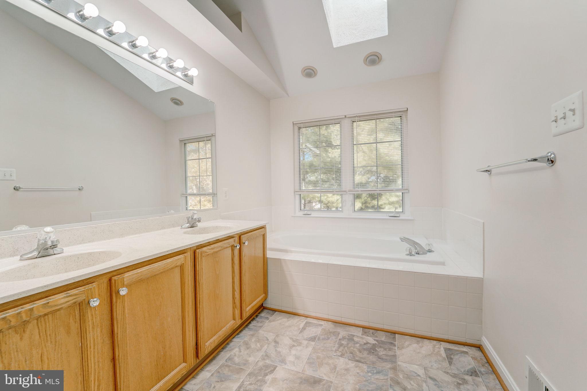 KENDALL RIDGE - Residential