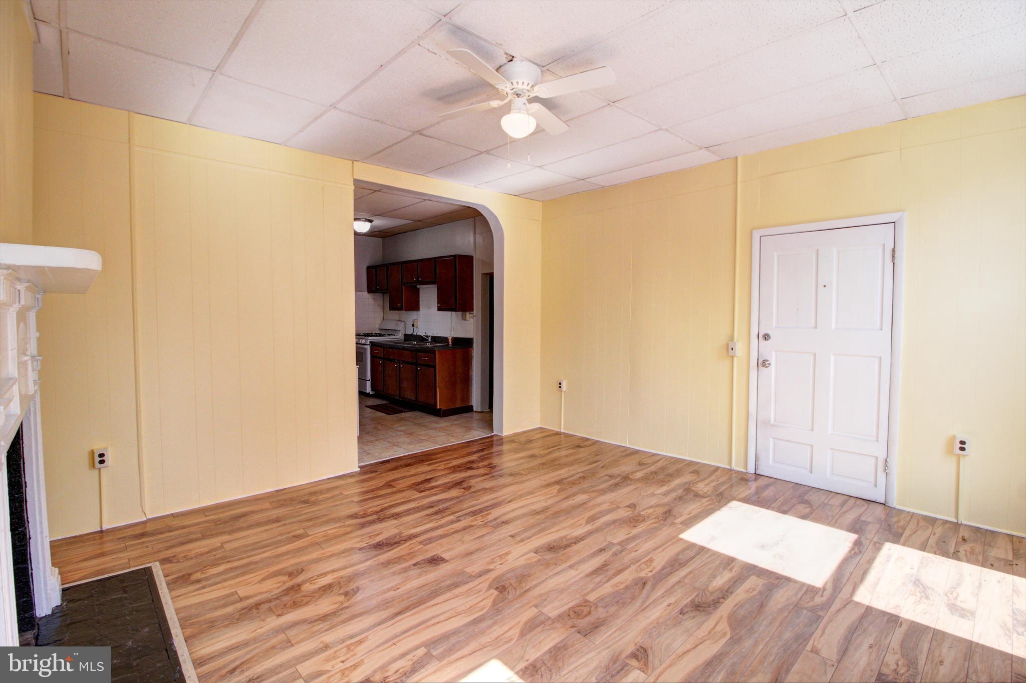 604 W MAIN STREET 1