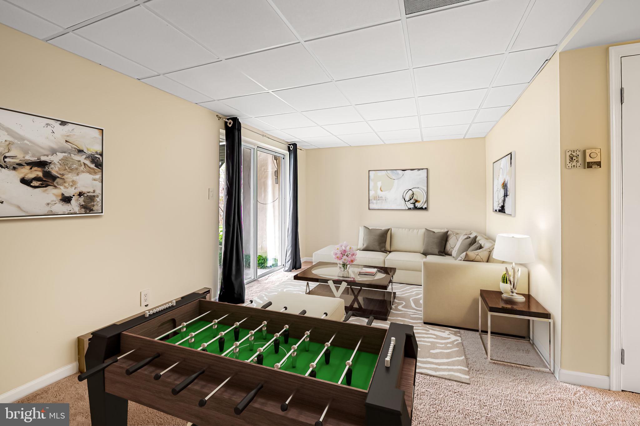 UPTON VILLAGE NORTH - Residential Lease