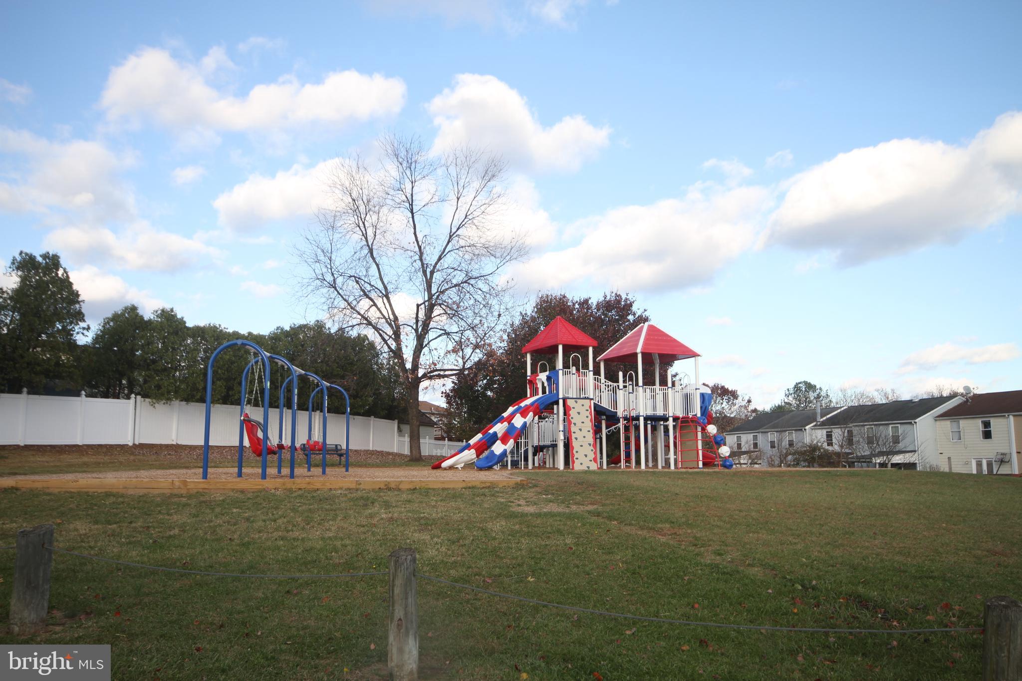 UPTON VILLAGE NORTH - Residential Lease