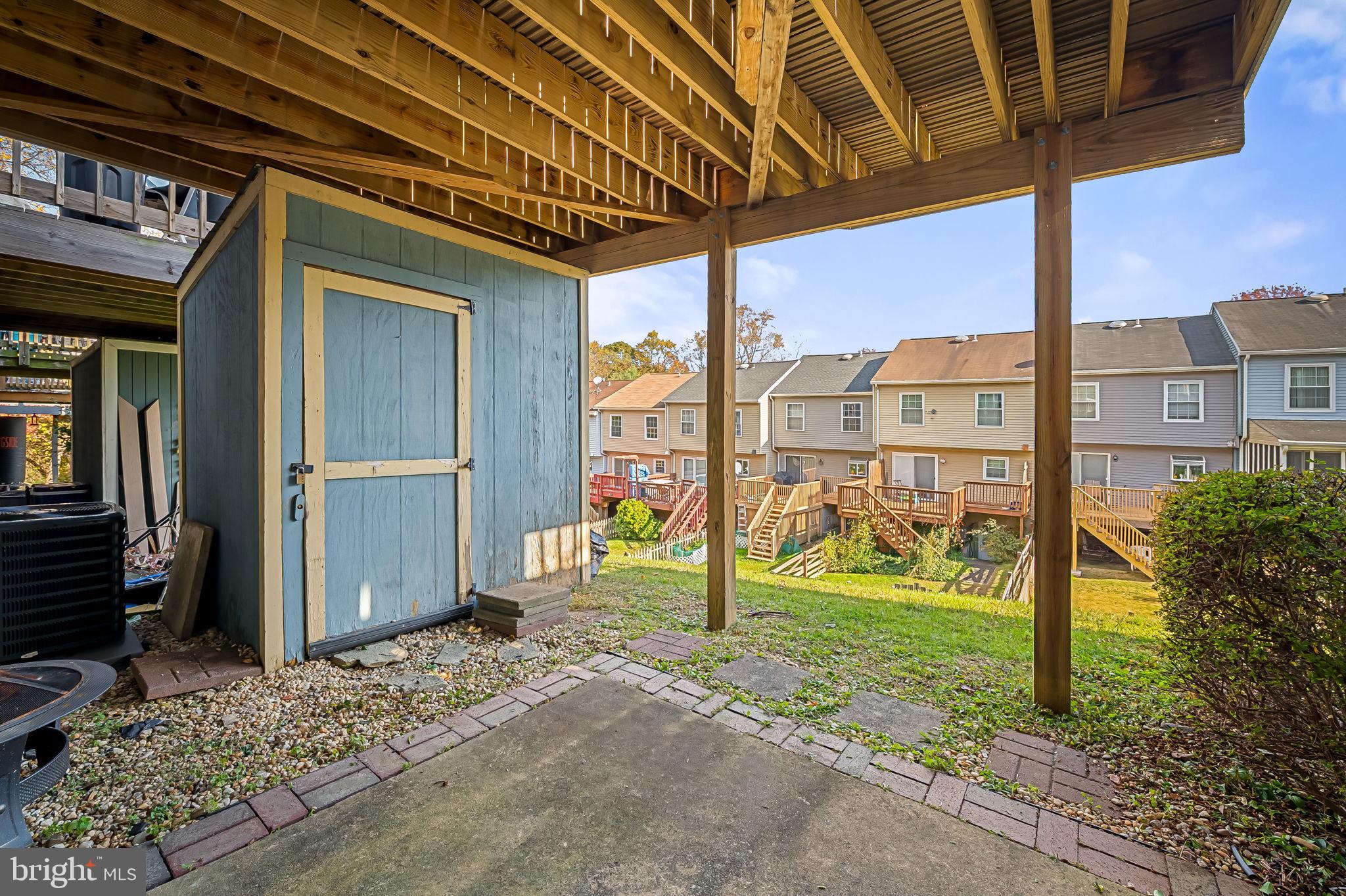 UPTON VILLAGE NORTH - Residential Lease