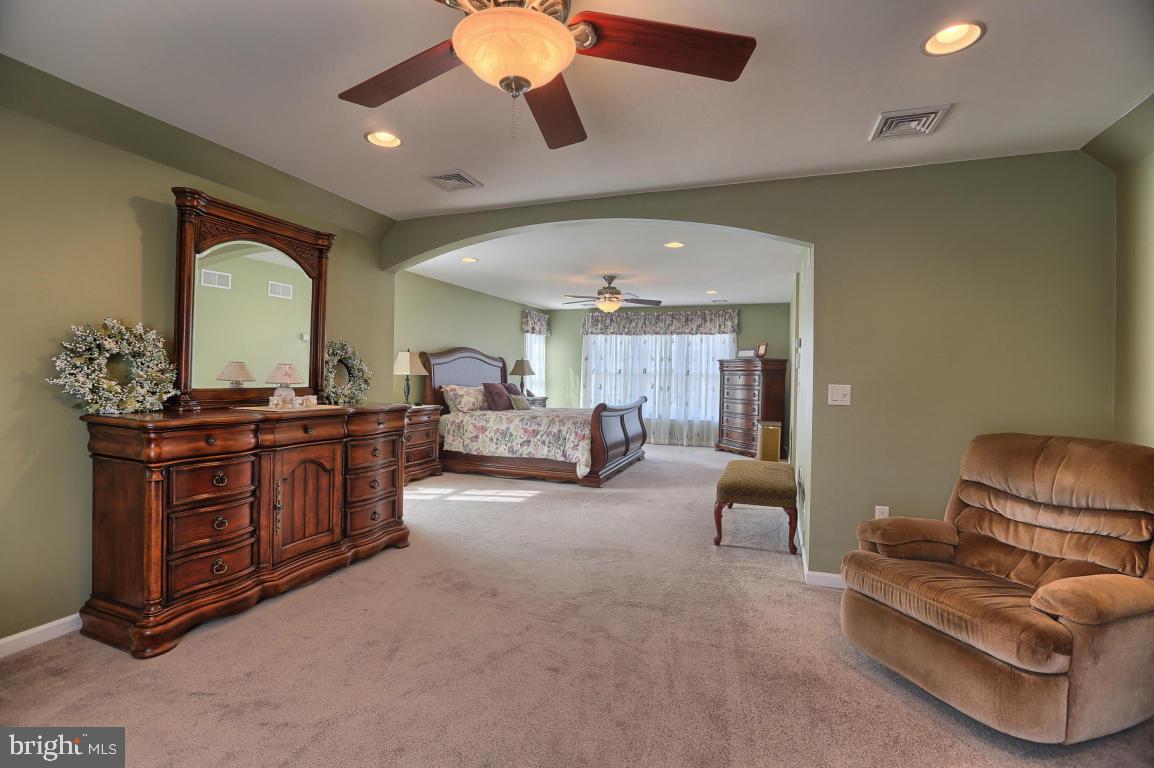 FAWN HILL ESTATES - Residential