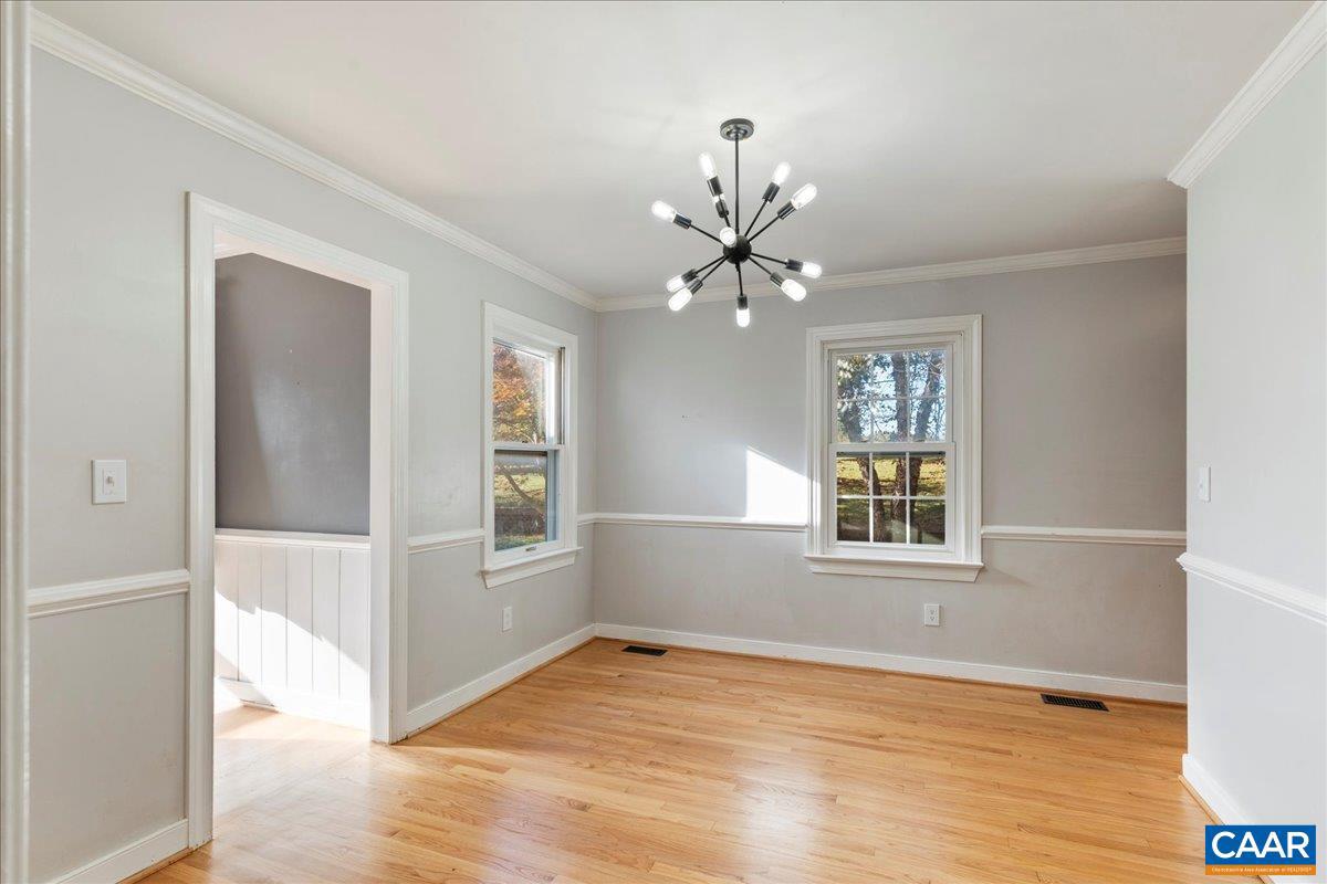 IVY WOODS - Residential