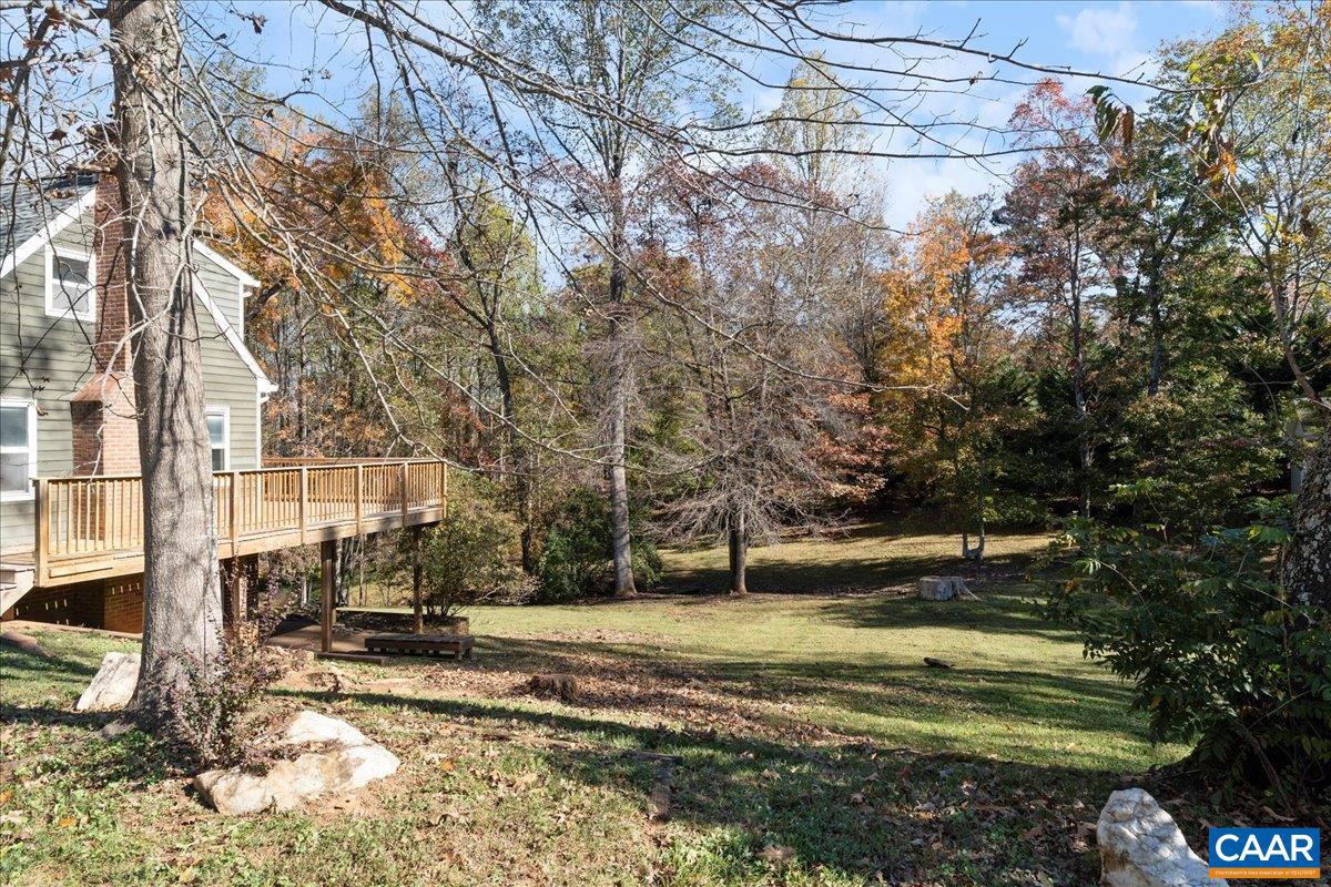 IVY WOODS - Residential