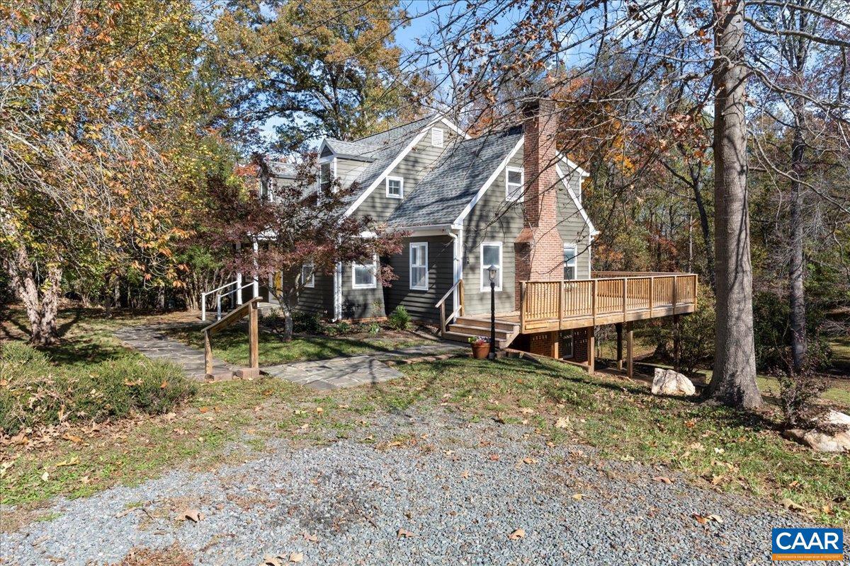 IVY WOODS - Residential