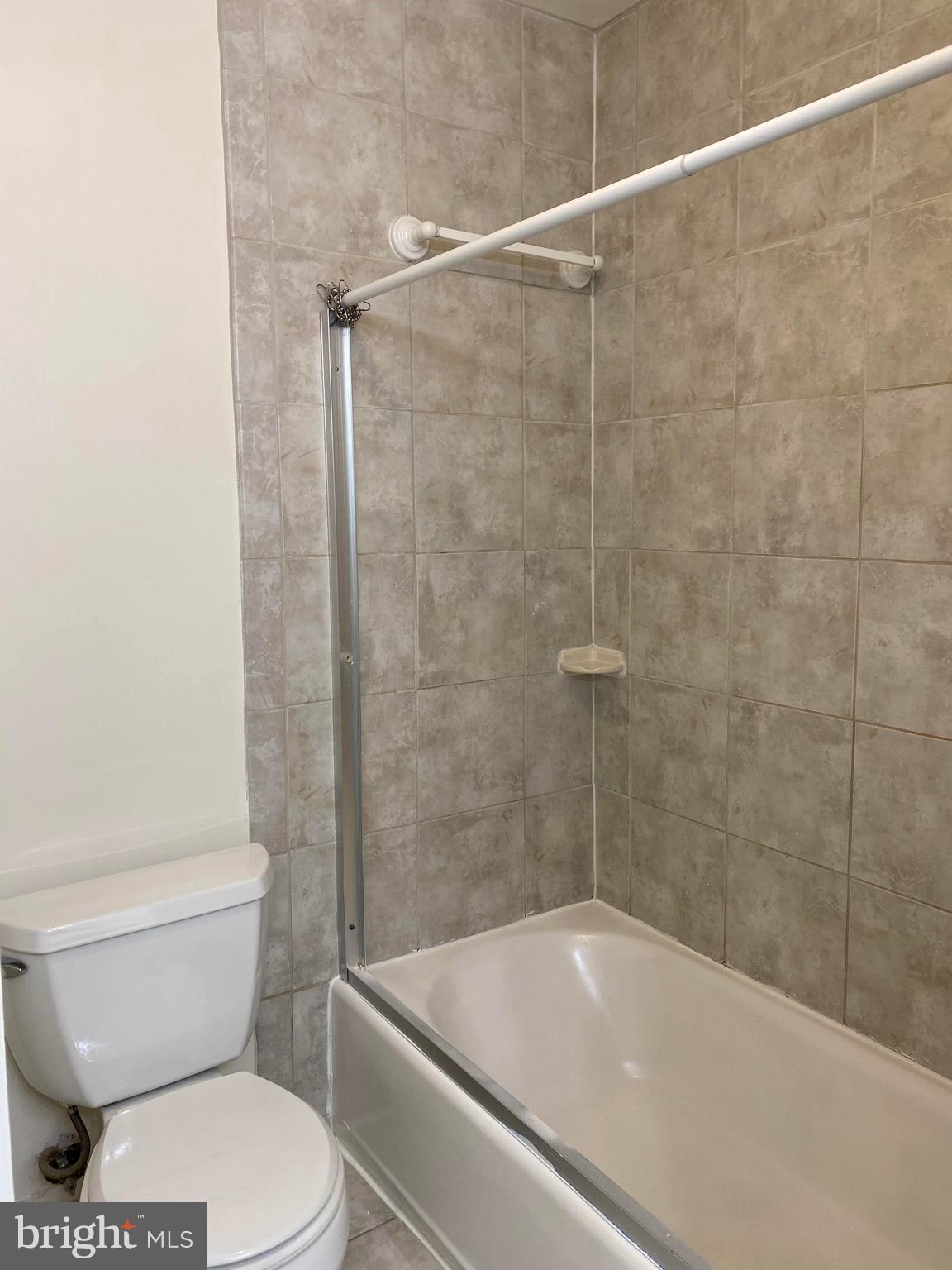 WOODLAWN TERRACE - Residential Lease