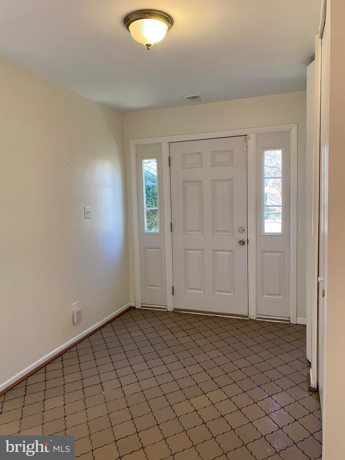 WOODLAWN TERRACE - Residential Lease