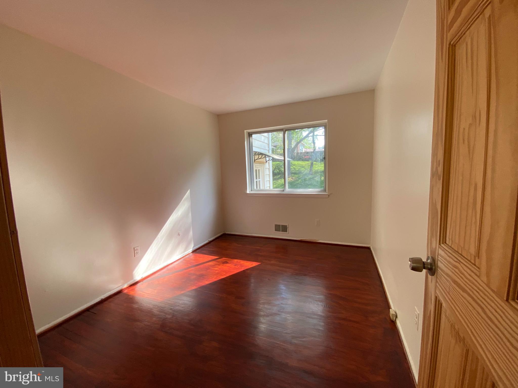 WOODLAWN TERRACE - Residential Lease