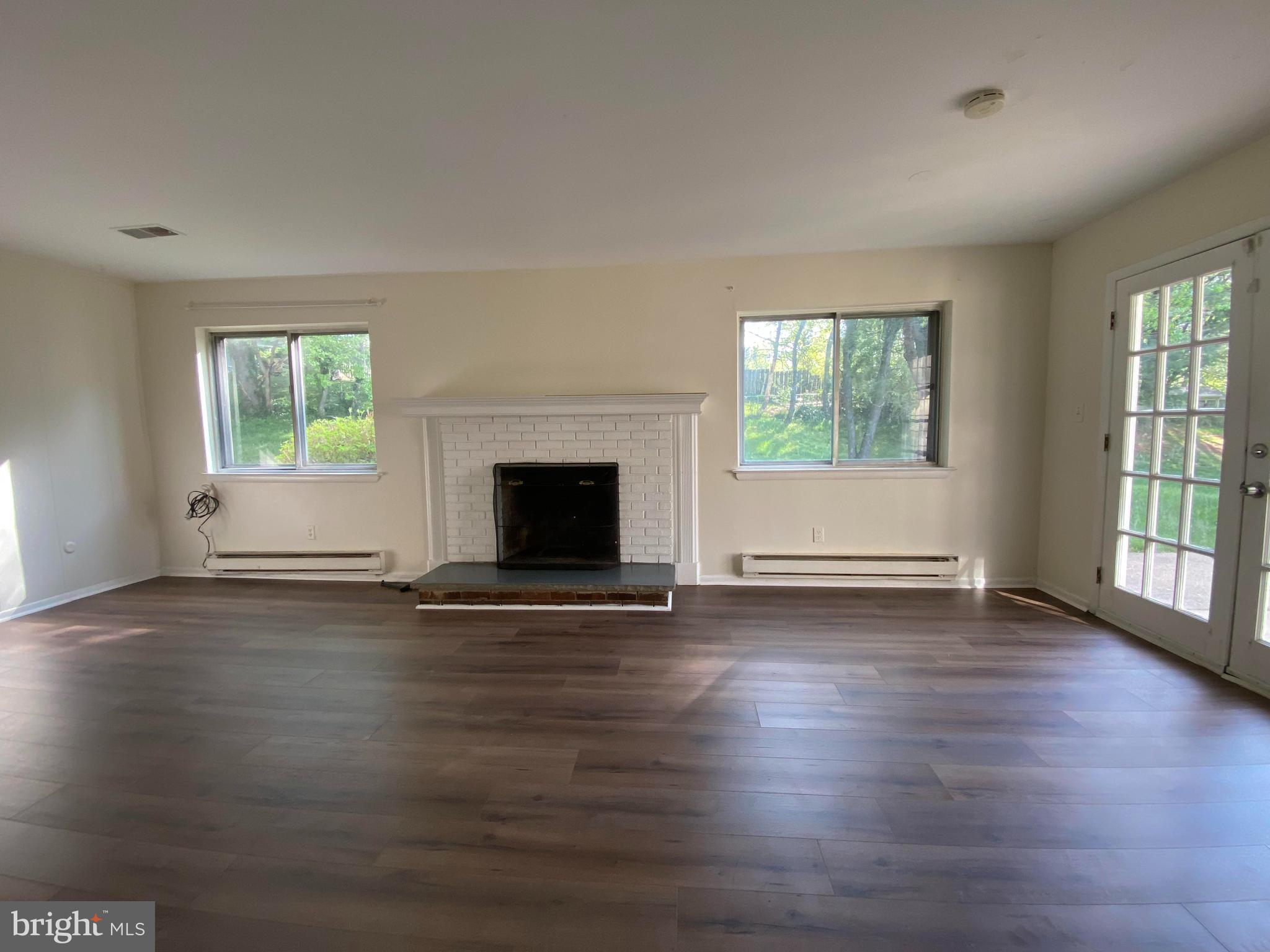 WOODLAWN TERRACE - Residential Lease