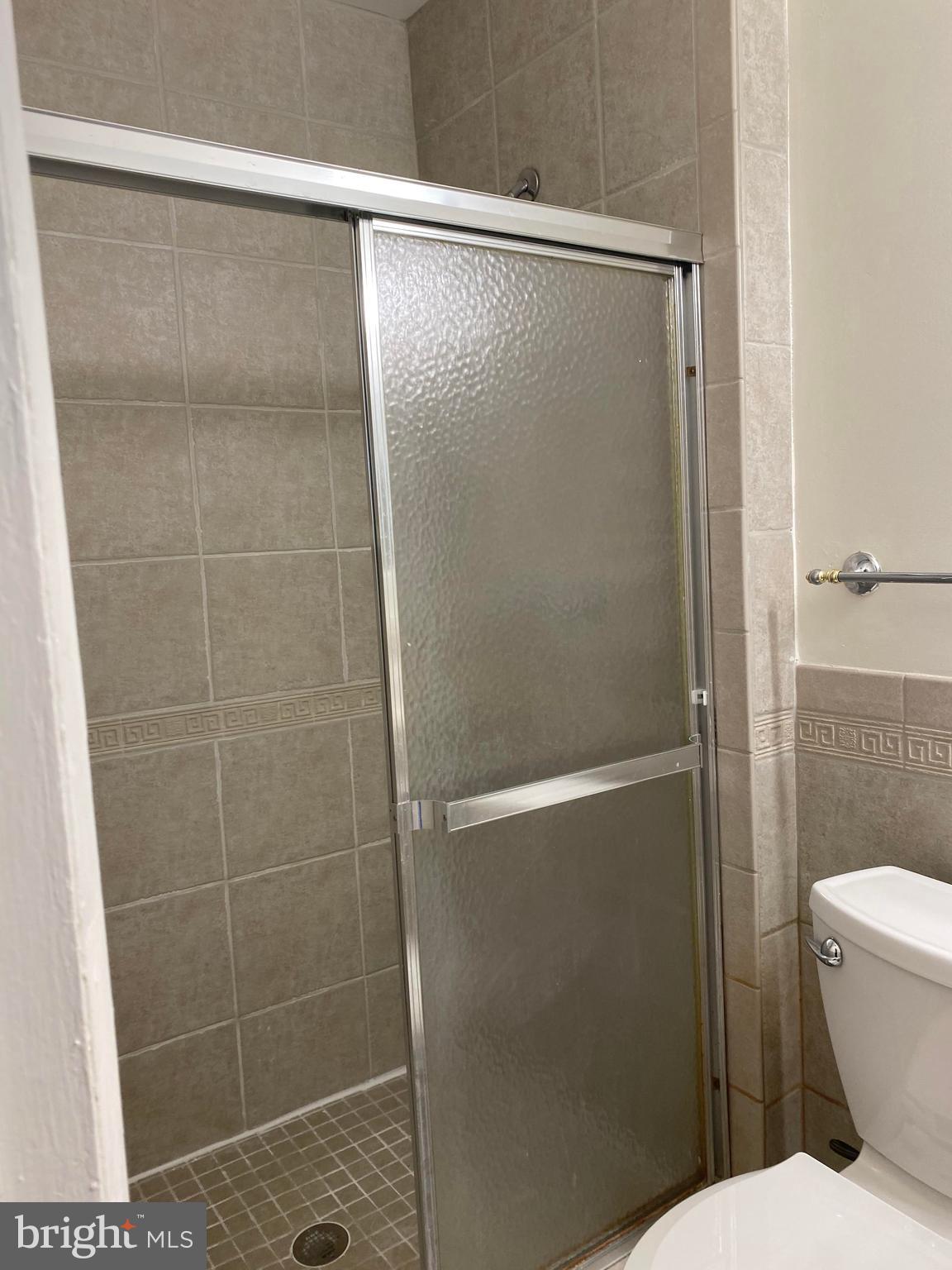 WOODLAWN TERRACE - Residential Lease