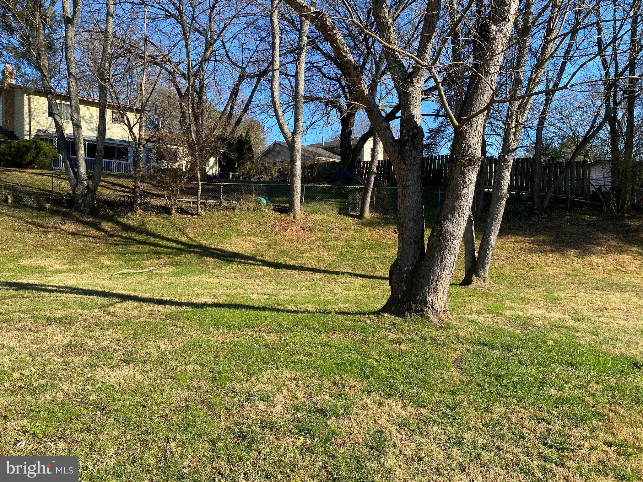 WOODLAWN TERRACE - Residential Lease