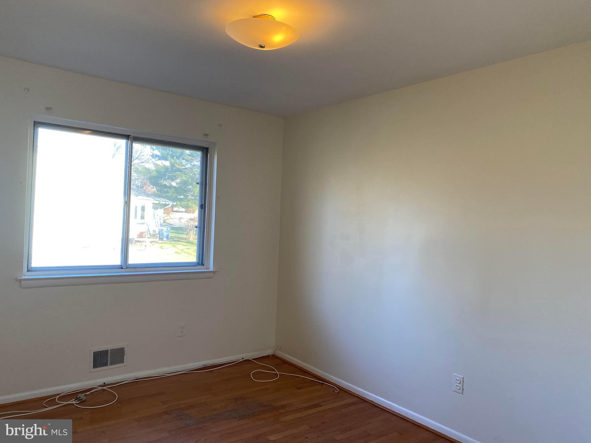 WOODLAWN TERRACE - Residential Lease