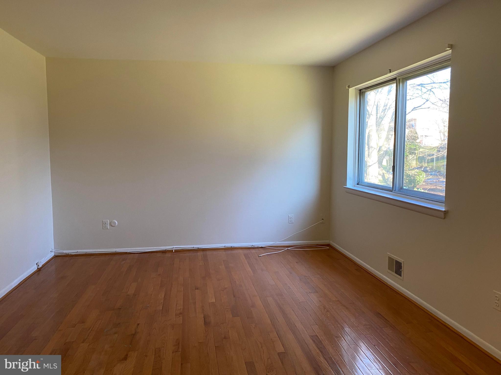 WOODLAWN TERRACE - Residential Lease