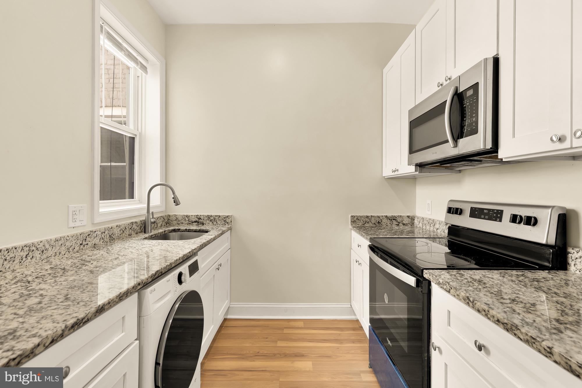 113 15TH STREET SE