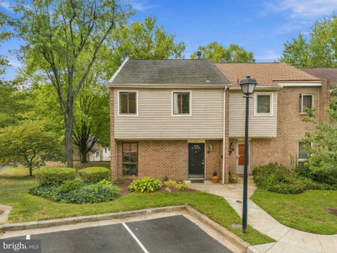 Townhouse For Sale - 57 Gentry Court<br/> ANNAPOLIS, MD 21403