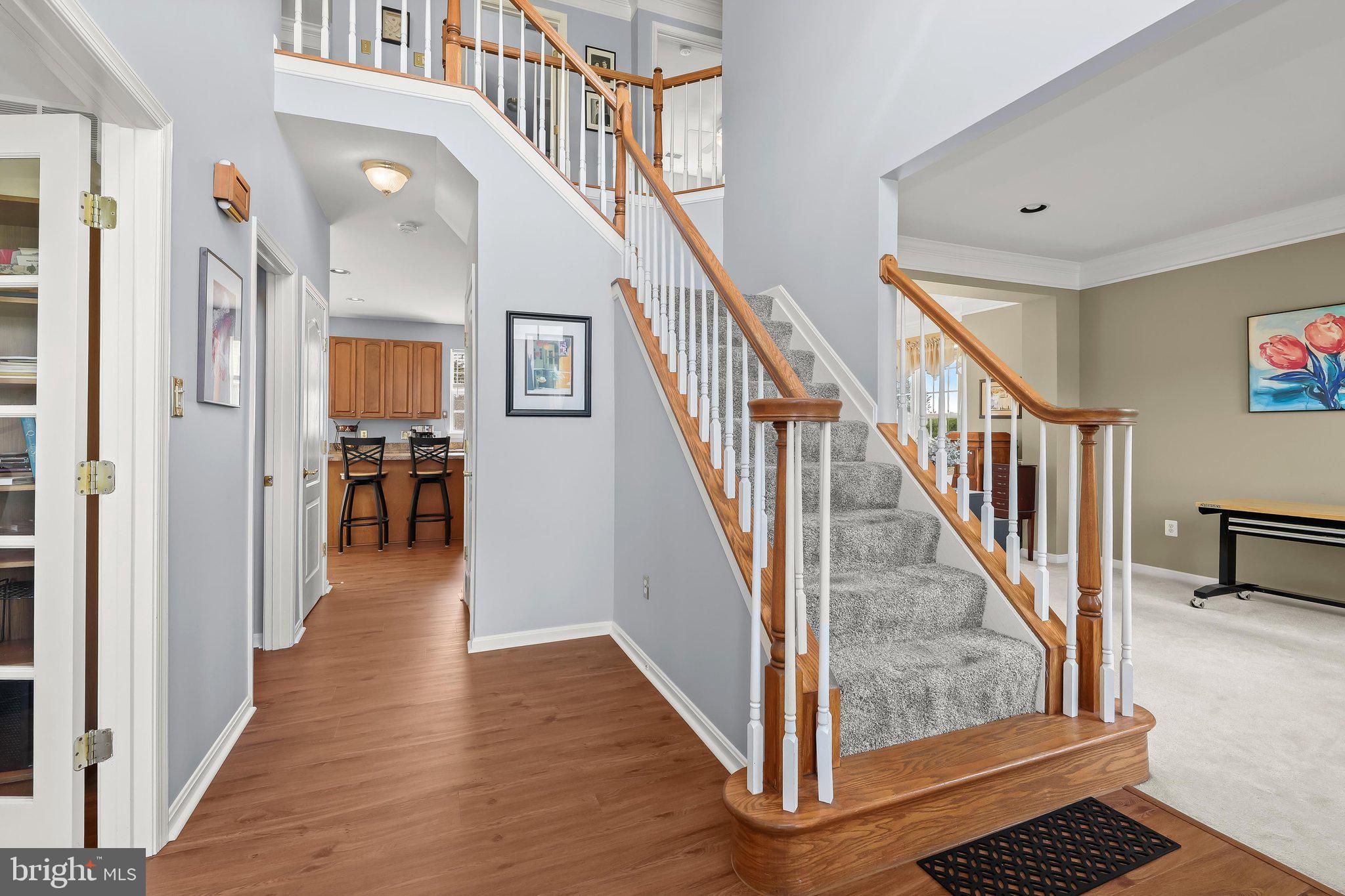 2521 KAREN WAY