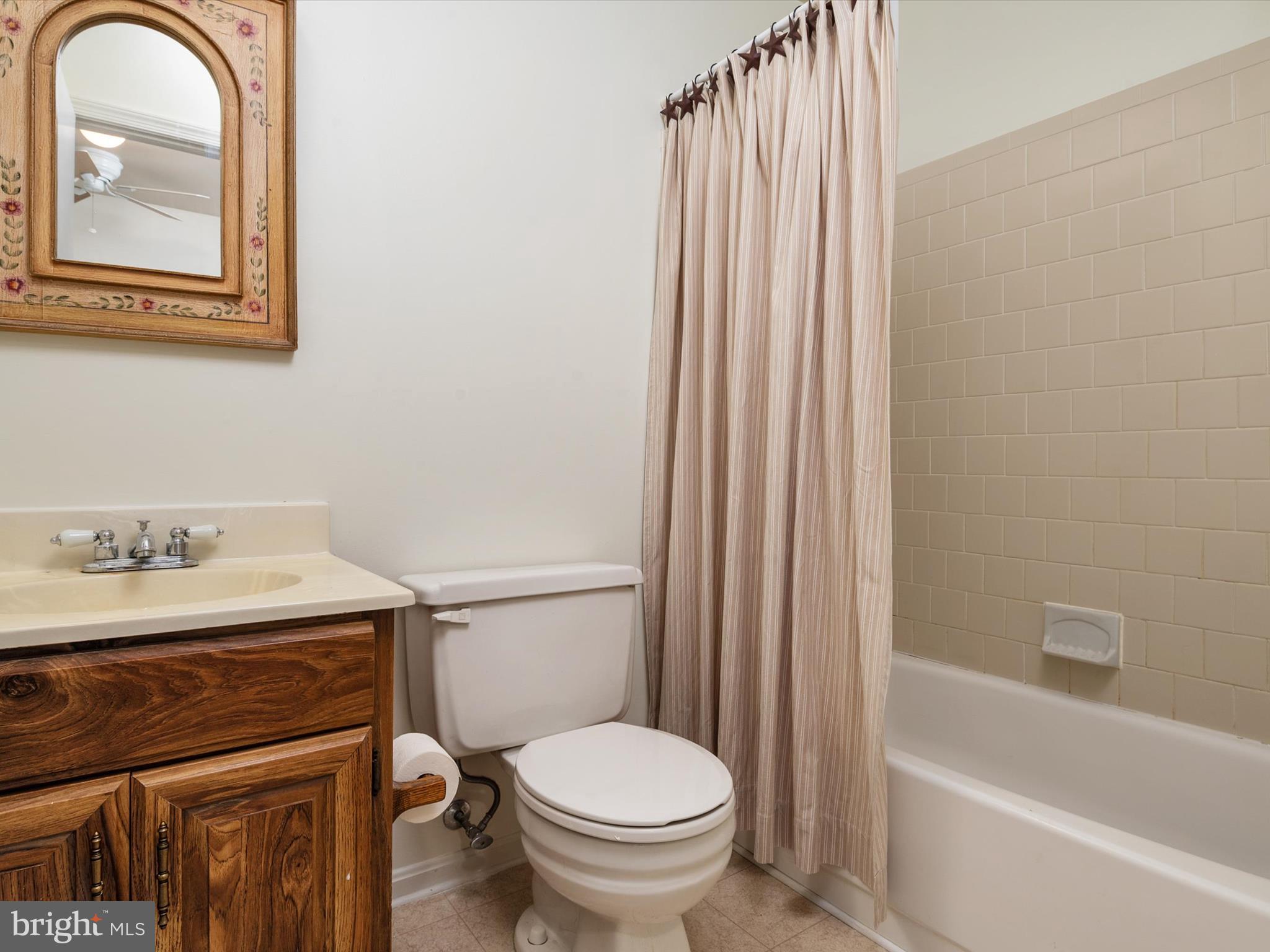 RICHARDSON MEWS - Residential