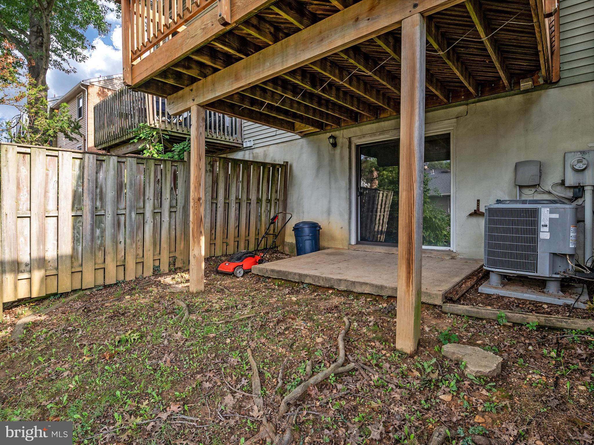 RICHARDSON MEWS - Residential