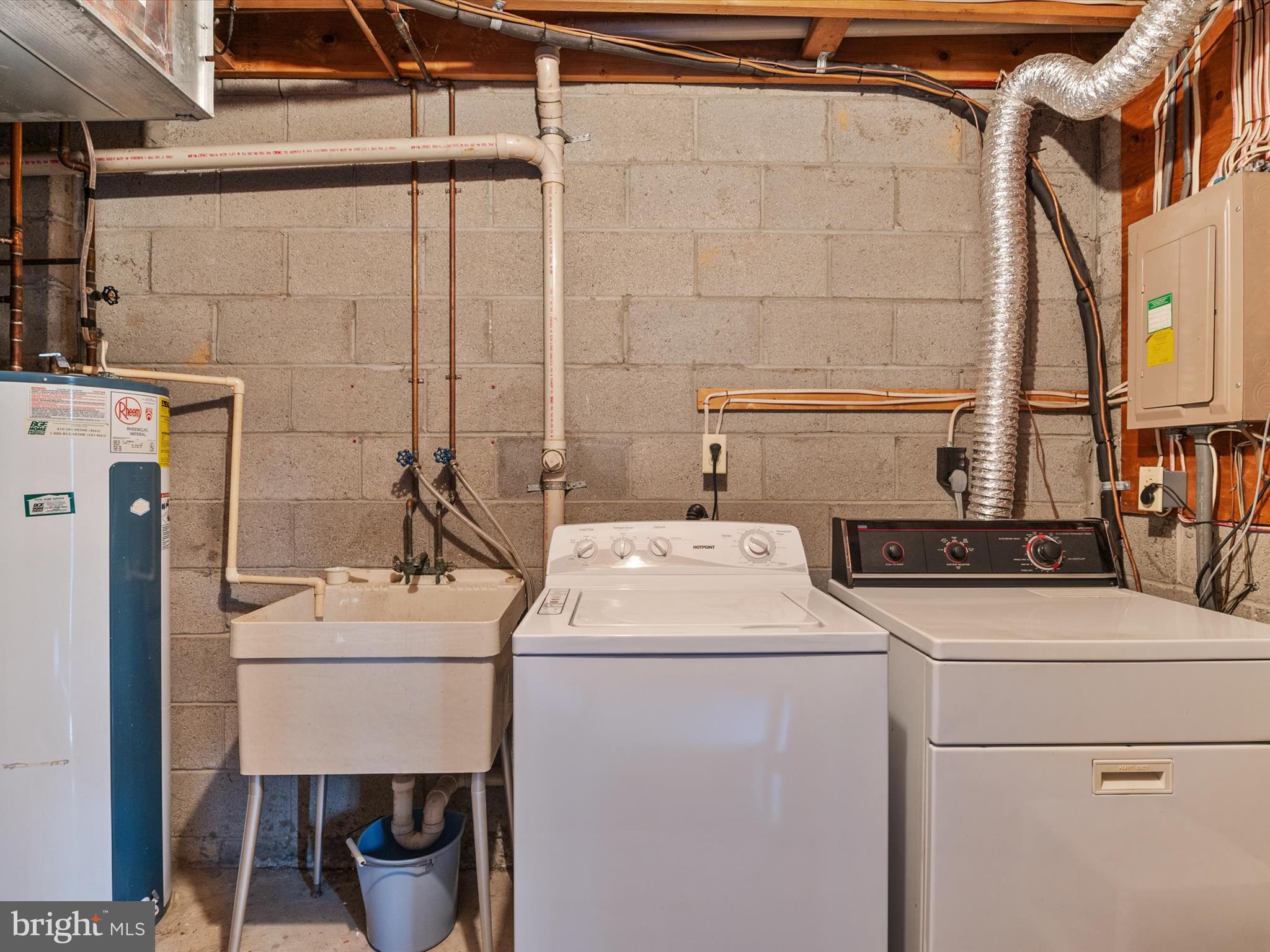 RICHARDSON MEWS - Residential