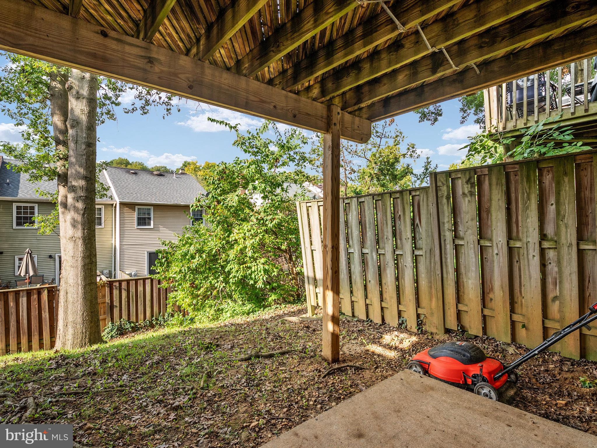 RICHARDSON MEWS - Residential